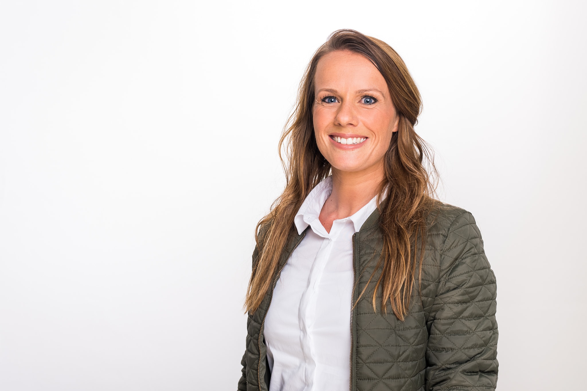 mr. Stefanie van Poppel RFEA
